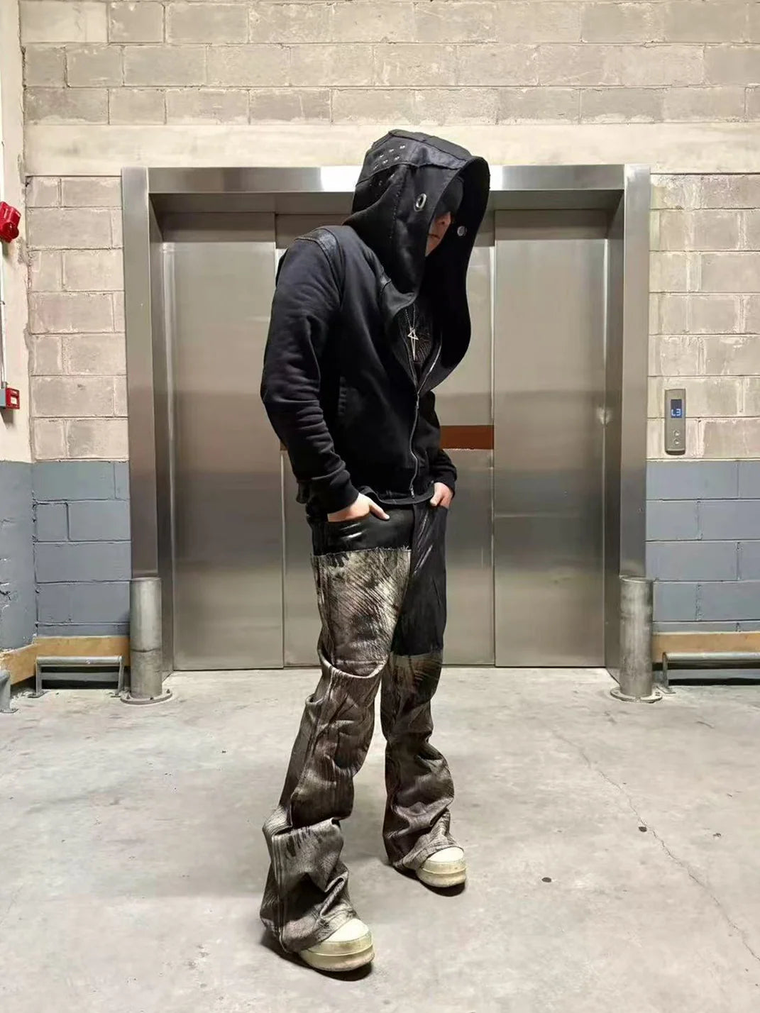 Disark Waxed Double-Layered Flared Pants