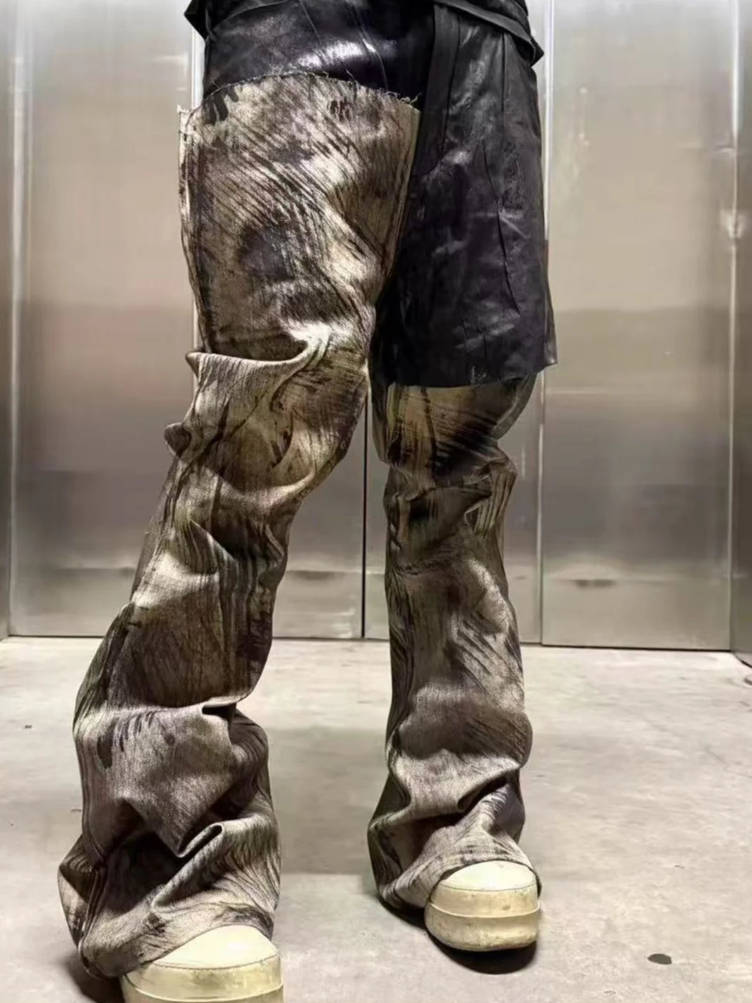 Disark Waxed Double-Layered Flared Pants